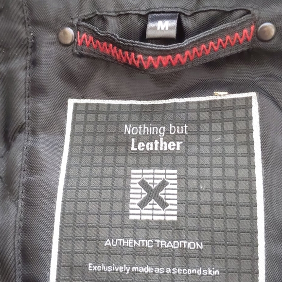 Men's Leather Jacket - Picture 8 of 8